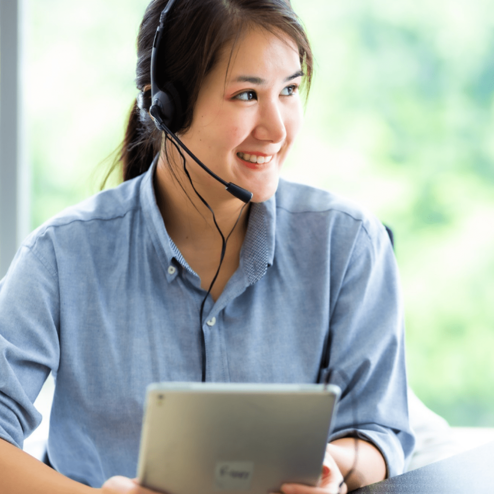 attractive-business-woman-asian-suits-headsets-are-smiling-while-working-with-computer-office-customer-service-assistant-working-office 1